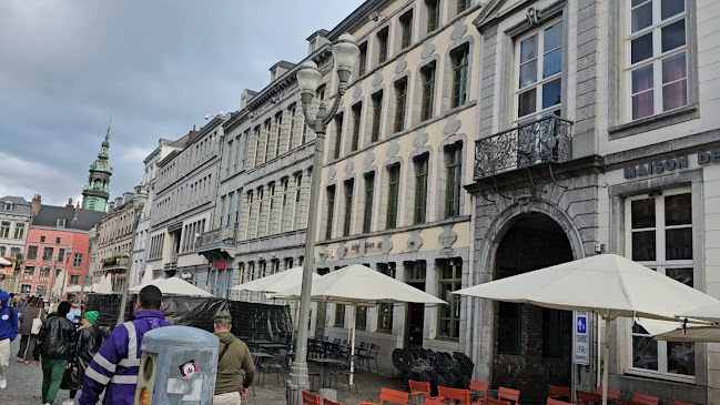 The Leffe Plaza