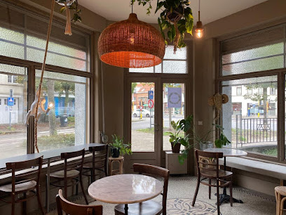 Nana Cafe