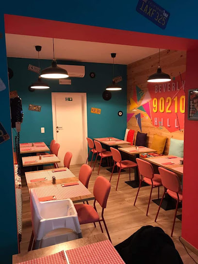 Peach Pit Burger Brussels