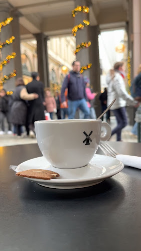 Opinii despre Maison Dandoy - Galeries în Brussel - Horeca