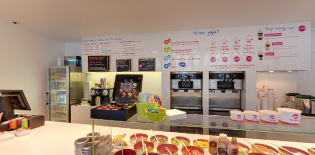 Moochie Fabulous Frozen Yogurt Gent