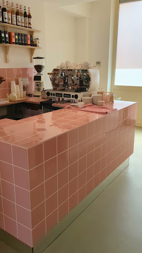 Lilicup Parvis Saint-Pierre Phone number