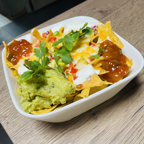 Comentarii opinii despre Golden Coach - Mons