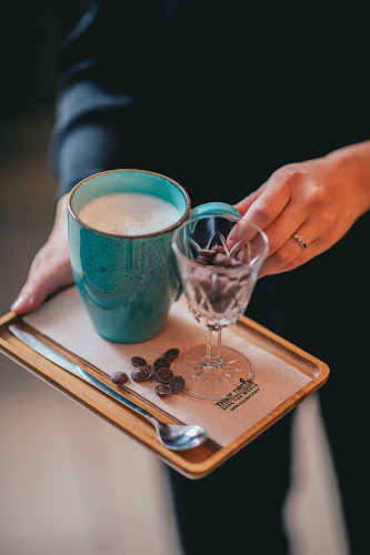 Opinii despre MAU kattencafé🐈‍⬛ în Genk - Horeca