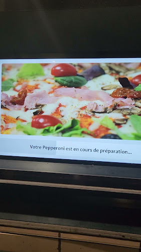 Reviews of Peperoni pizza 24/7 Gembloux in Gembloux - Horeca