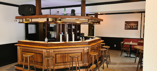Charlie's Bar