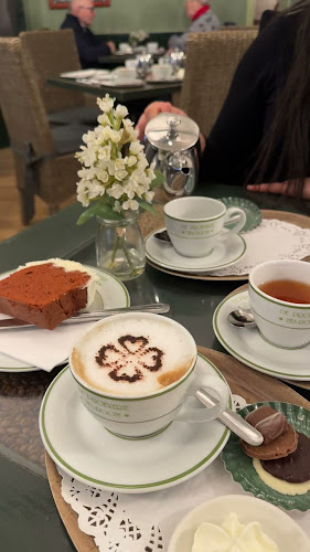 Tea-Room De Proeverie Open Times