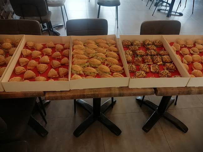 Comentarii opinii despre The Factory