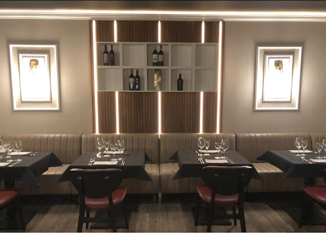 Rosso Divino - Torhout