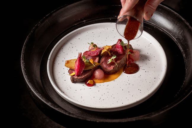 U Eat & Sleep Antwerp