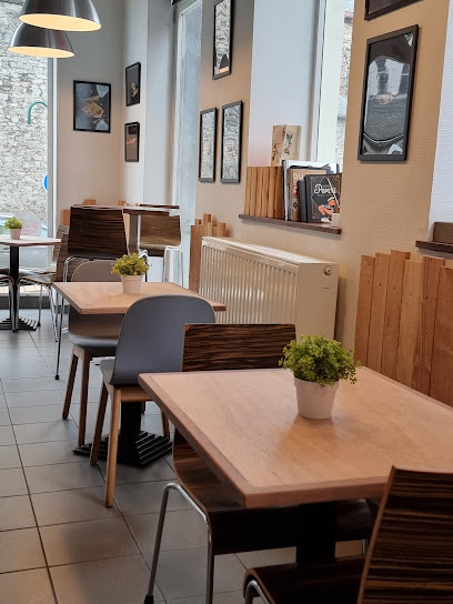 Comme chez moi by Steve