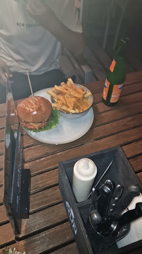 MJ's-BurgerFactory Baden-Baden Open Times