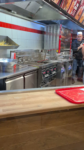 Comentarii opinii despre Hector Chicken