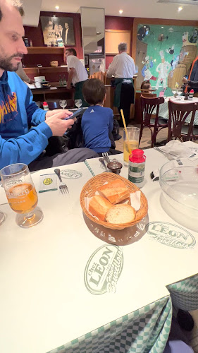 Opinii despre Chez Léon în Brussel - Horeca