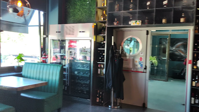 Comentarii opinii despre Le Monde est Petit