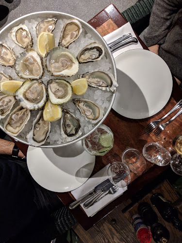 Comments and reviews of La Quincaillerie