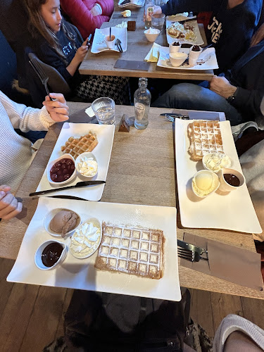 House of waffles Open Times