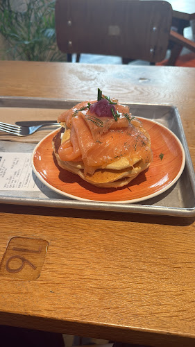 Comentarii opinii despre Lloyd Coffee Eatery Louise