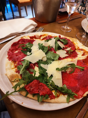Via Roma Open Times