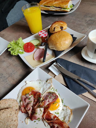 Comentarii opinii despre Dijan