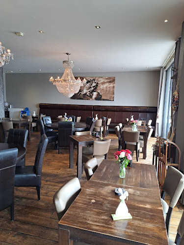 Grand Bistro Napoléon Open Times