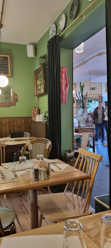 https://www.grandcentral-resto.com/