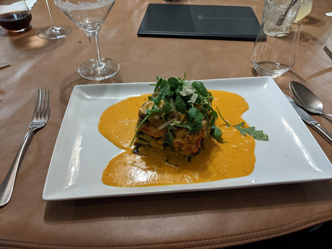 Comments and reviews of La Familia