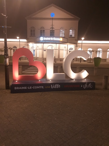 Comments and reviews of Friterie de la Gare de Braine-le-Comte
