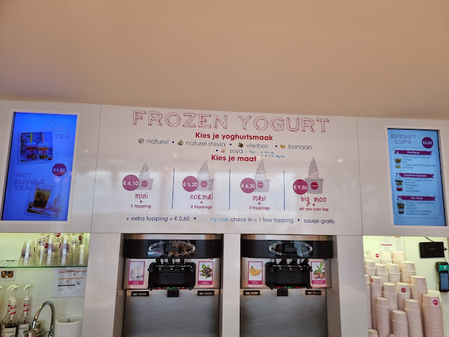 Moochie Fabulous Frozen Yogurt Gent