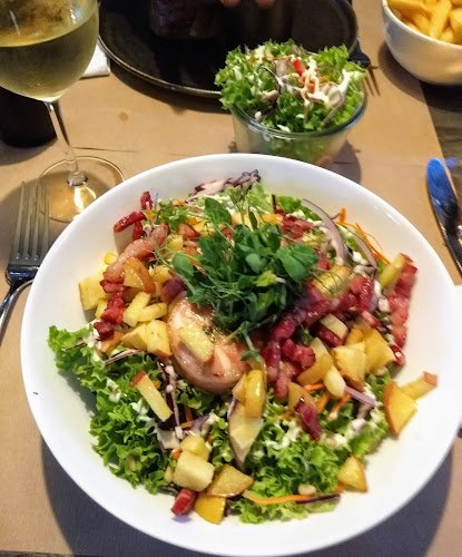 Rue de l'Eglise 12, 6987 Rendeux