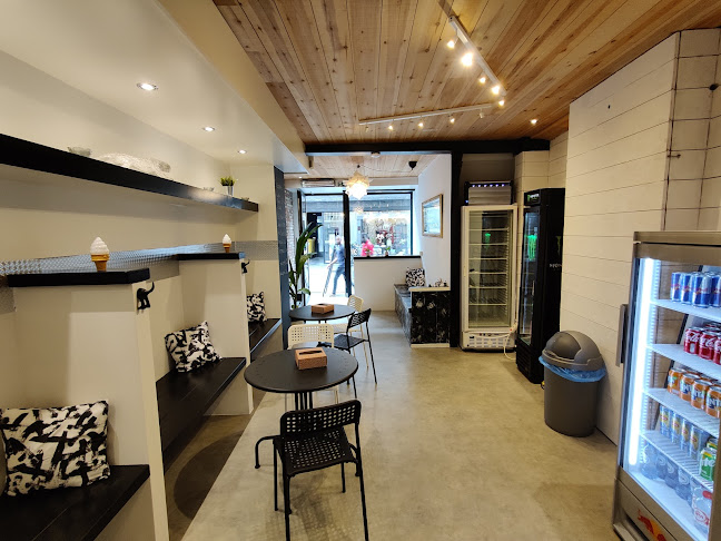 Reviews of Binkie's ijs in Turnhout - Horeca