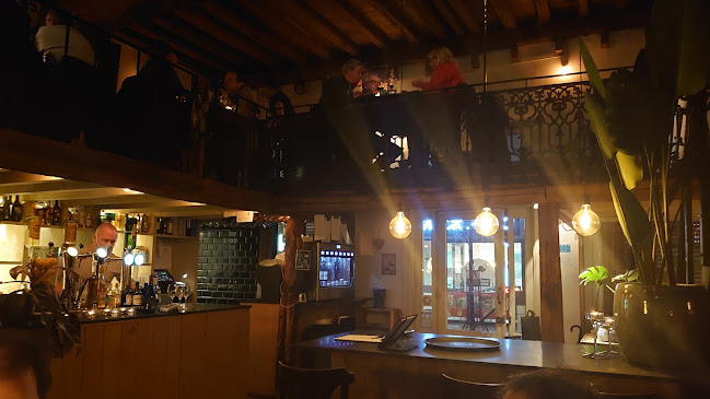Comments and reviews of De Comeet