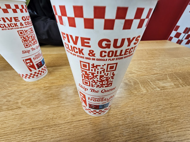 Comentarii opinii despre Five Guys Hamburg Jungfernstieg