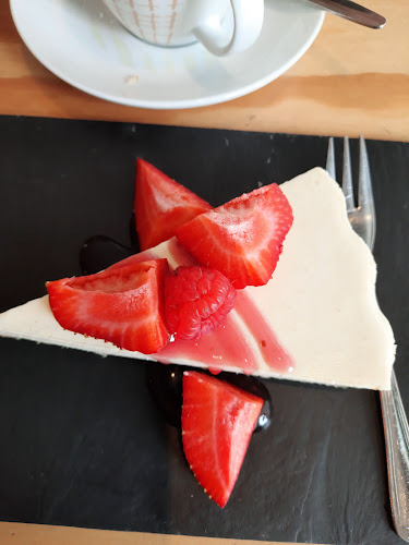 Comentarii opinii despre Living