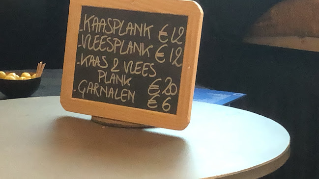 Et Alors Phone number