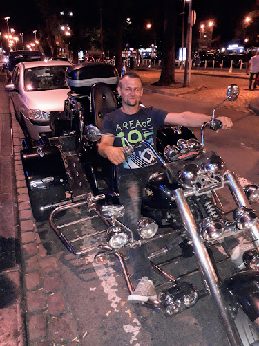 Bd Jacques Bertrand 72, 6000 Charleroi