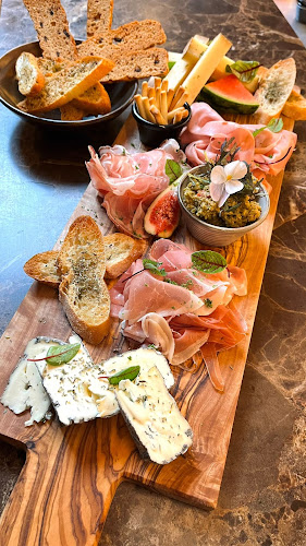 Comentarii opinii despre Maddox