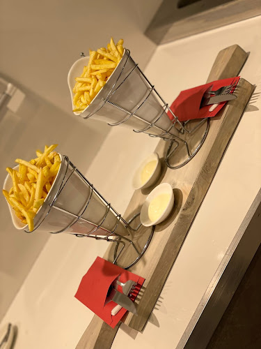 Comentarii opinii despre L