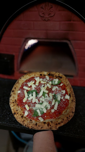 Pizza Smaans Phone number