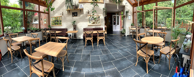Chalet des Bruyères Phone number