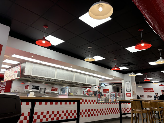 Five Guys Hamburg Jungfernstieg - Tienen