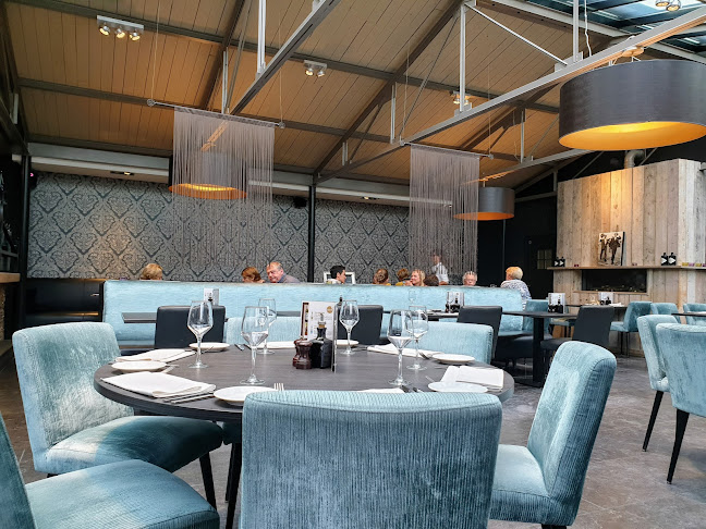 Comentarii opinii despre Het District