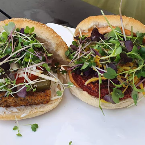 Comentarii opinii despre Paul's Boutique