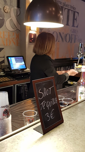 Bar Le Zazou Phone number