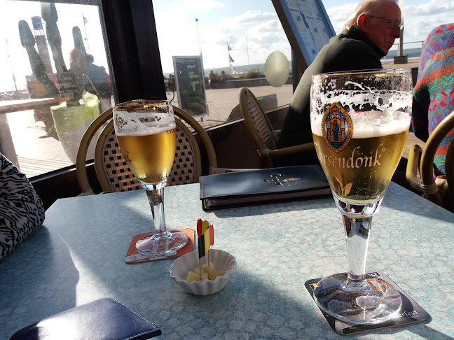 https://qr.wwwcafe.de/2025/08/12/cafe-leopold/