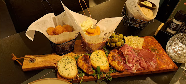 Bar Louie - Horeca