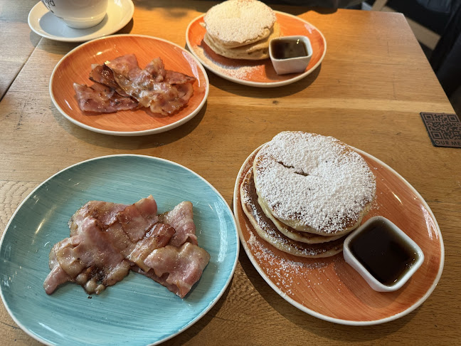 Lloyd Coffee Eatery Louise - Sint-Gillis