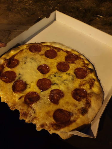 Comentarii opinii despre Pizza Vesuvio