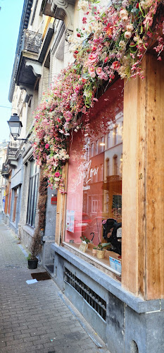 ZouZou Brussels « Ixelles » Phone number