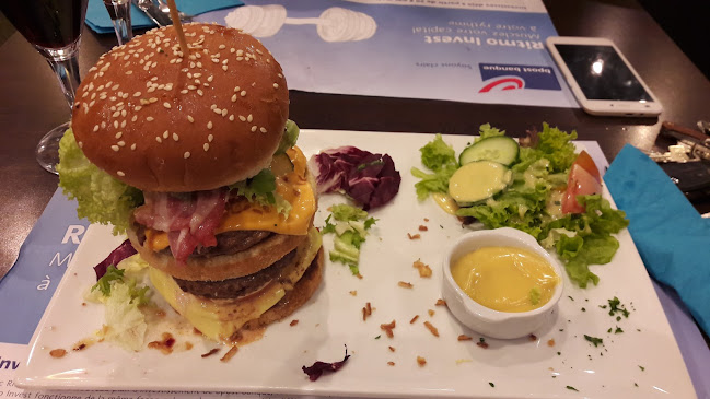 Comments and reviews of Le British